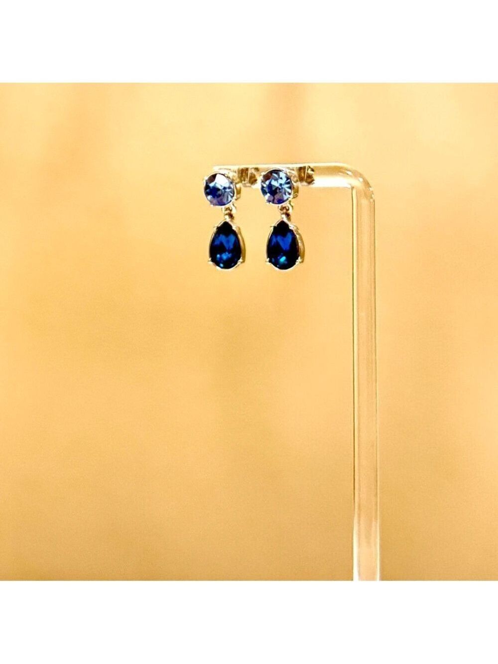 Banana Republic Blue Crystal Drop Earrings NWT - Picture 5 of 11